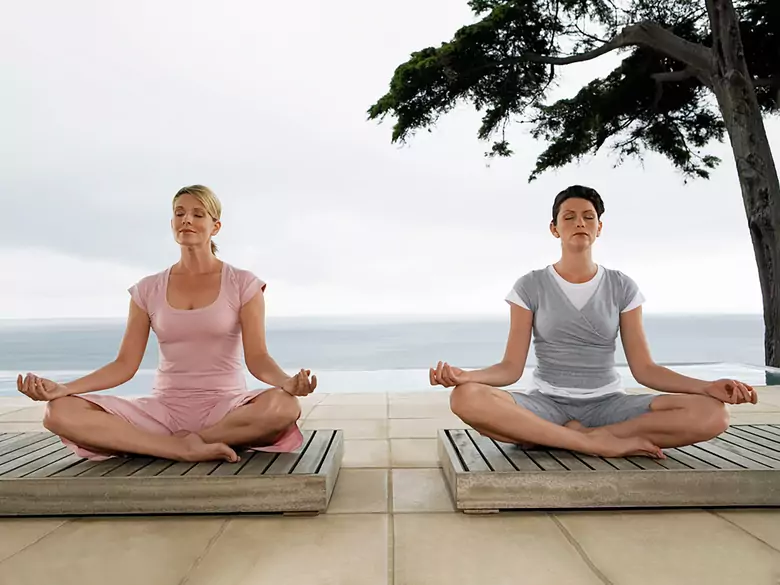 ¿Cuáles son los beneficios de practicar Kundalini yoga?