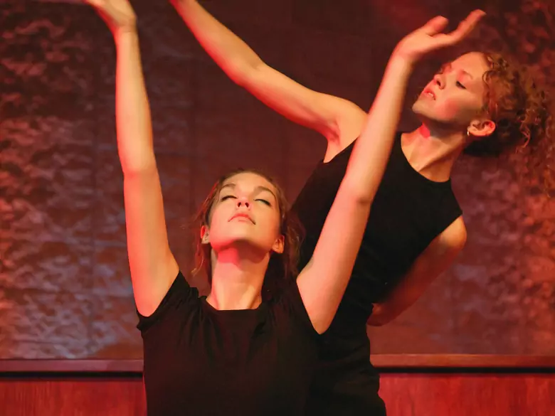 Algo más que pasos...