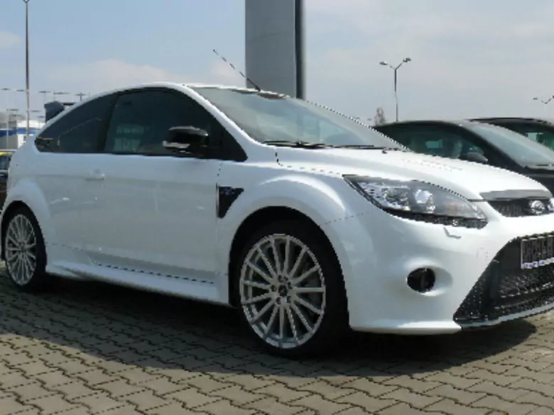 Lucha contra los baches en las carreteras