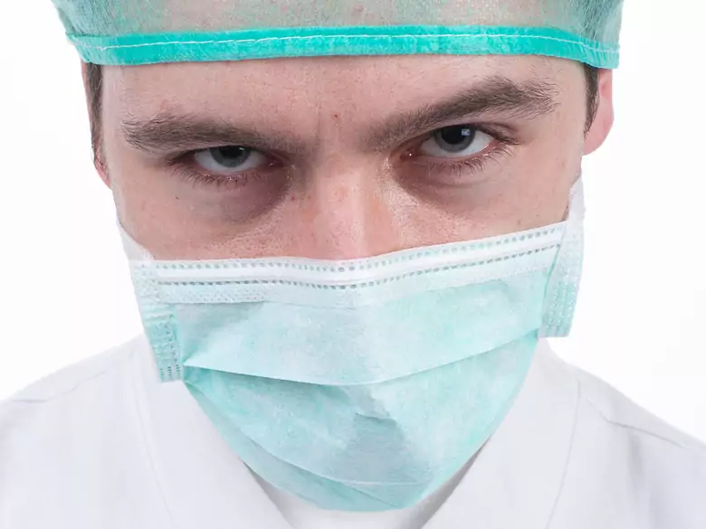 Los niños pequeños pueden no ser capaces de reconocer las emociones en las personas que llevan máscaras