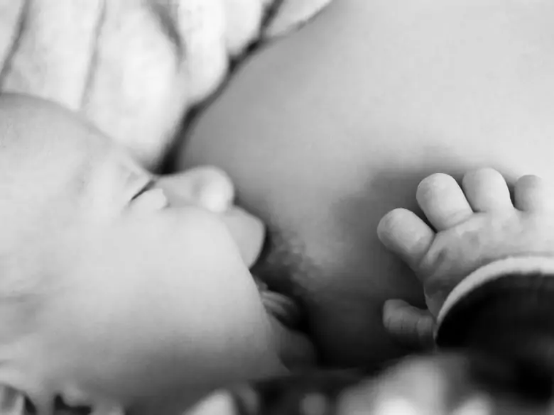 Es necesario un programa de promoción de la lactancia materna