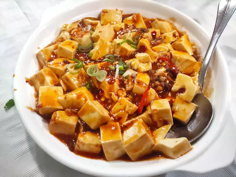 ¿Cuáles son los beneficios de comer tofu?