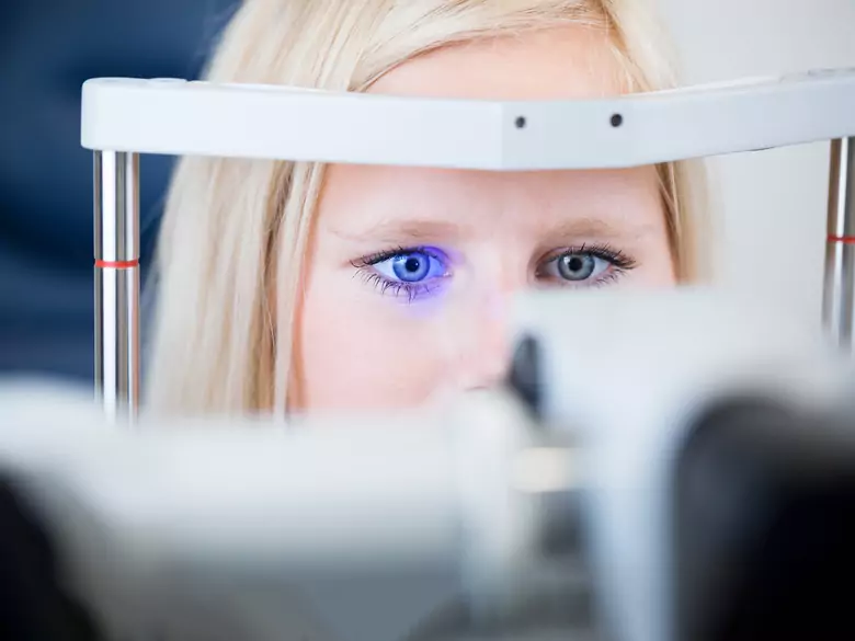 Tics nerviosos - causas, síntomas, diagnóstico, tratamiento