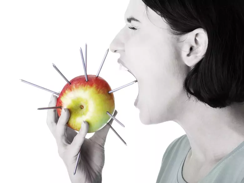 Neuralgia lingual-faríngea - causas, síntomas, diagnóstico, tratamiento