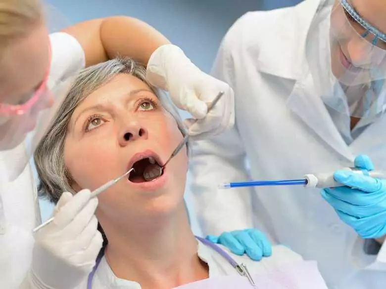 Cirugía dental atraumática