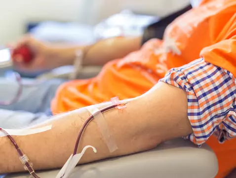 ¿Ayudará el plasma de recuperación a los pacientes de COVID-19?