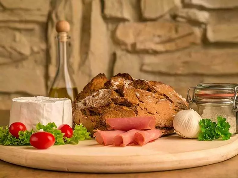 El queso parmesano en la dieta reduce la hipertensión