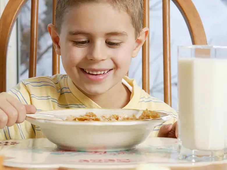 Hidrolizados de suero - sustitutos de la leche en el niño alérgico