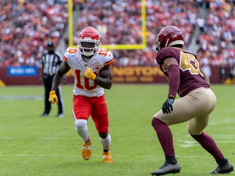 ¿Cuáles son los beneficios de practicar fútbol americano?