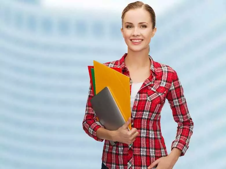 Los extrovertidos inteligentes mienten más a menudo