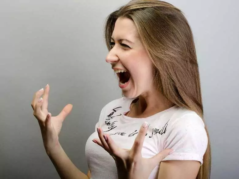 ¿Cómo afrontar los problemas hormonales?