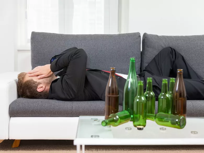 ¿Neurosis y alcohol?