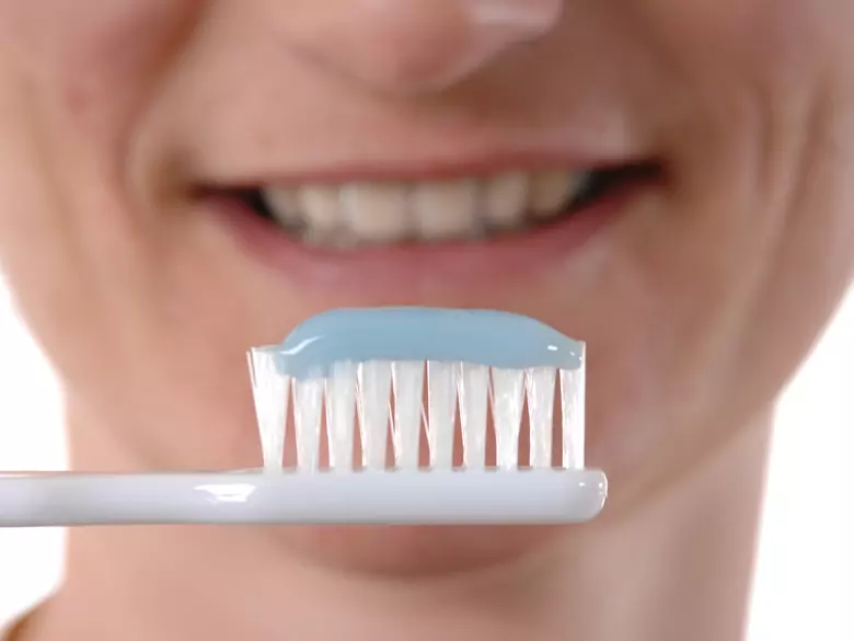 Enfermedad periodontal y cáncer de esófago y estómago