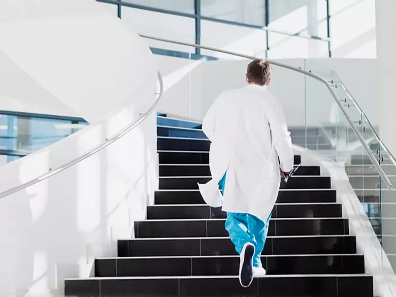 Hospital psiquiátrico y consentimiento: ¿pueden ingresarle en un hospital psiquiátrico sin su consentimiento?