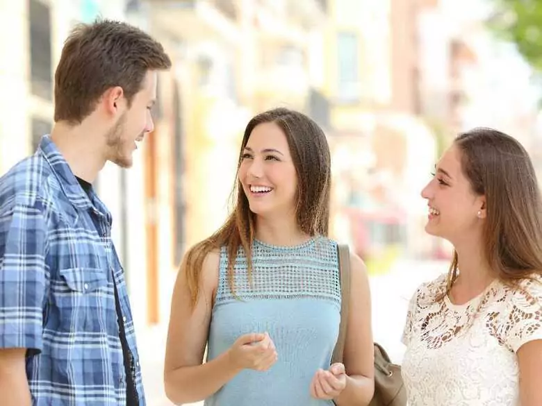 ¿Cuáles son las formas saludables de afrontar la timidez?