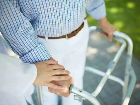 Rehabilitación de un paciente con enfermedad de Alzheimer