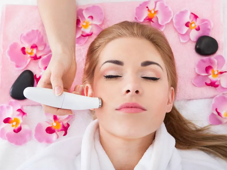 Lifting facial - rejuvenecimiento de la piel del rostro