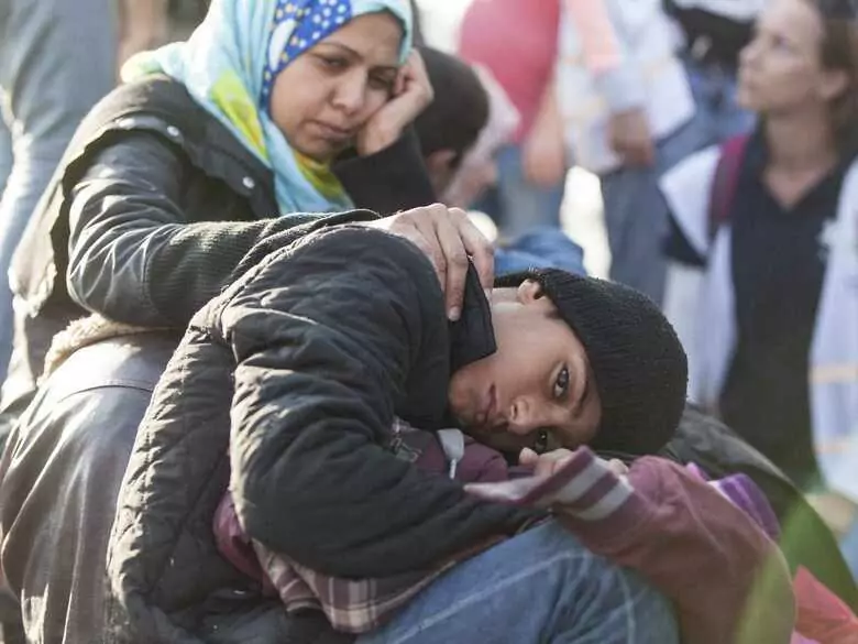 ¿Por qué los niños inmigrantes caen en 'comas'?