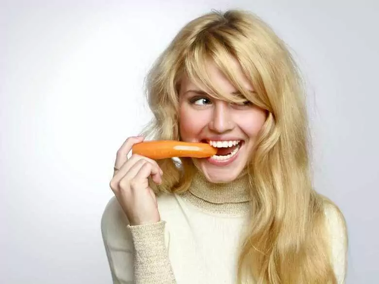 Joyería dental: ¿es peligrosa para nuestro esmalte y los tejidos periodontales?