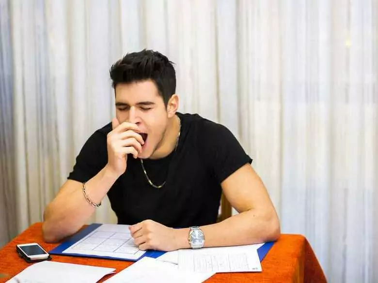 ¿Qué tienen que ver los bostezos muy frecuentes con la psiquiatría?